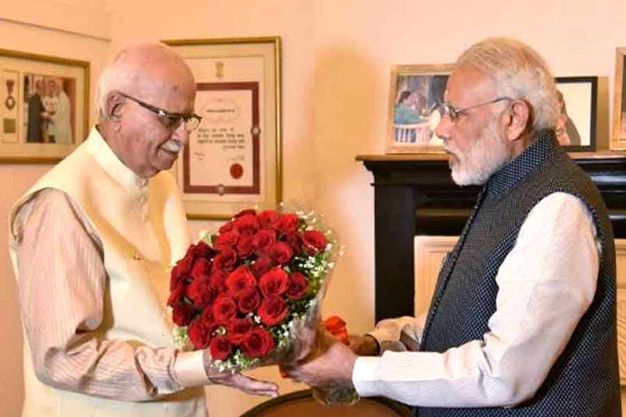 Lal Krishna Advani to be conferred Bharat Ratna Award says PM Narendra Modi