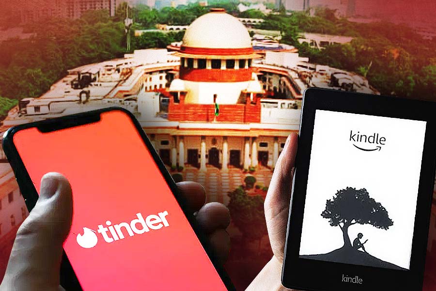 Supreme Court judge confuses Kindle e-book reader with dating app Tinder