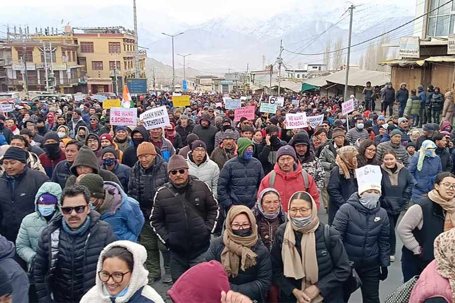 Complete shutdown and protest in Ladakh in demand for statehood