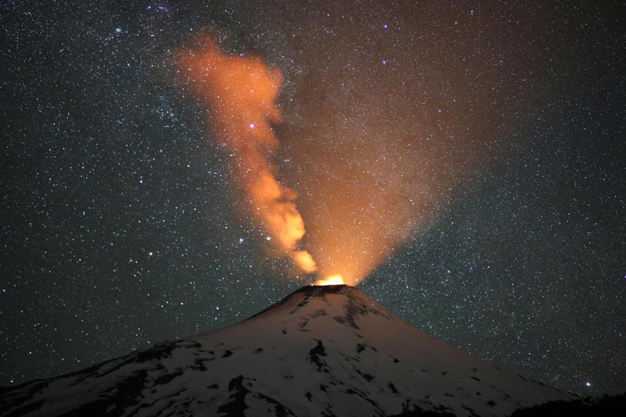 Death toll in Chile forest fire reaches to more than hundred, many people become homeless 