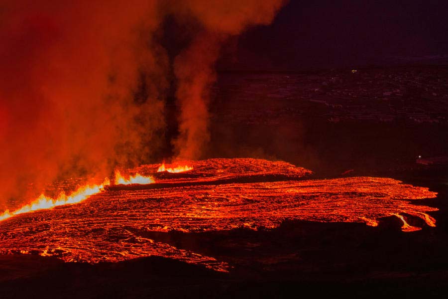Death toll in Chile forest fire reaches to more than hundred, many people become homeless 