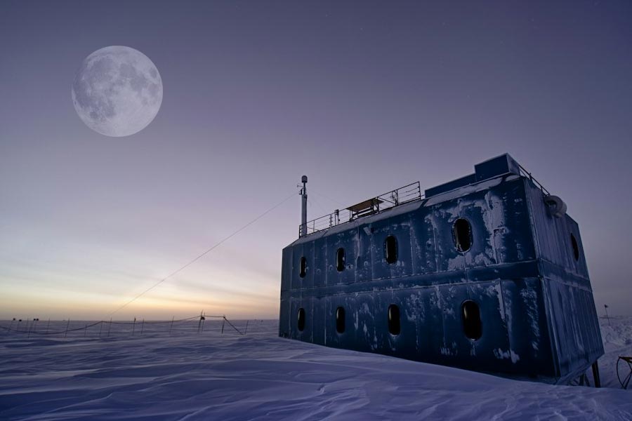 Because of thrust faults and shrinking moonquake happens in lunar south pole dgtl