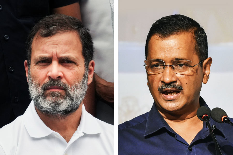 পুরপ্রতিনিধিদের ভোটের হিসাবে প্রথমে এগিয়েও গিয়েছিলেন আপ-কংগ্রেস জোটের প্রার্থী কুলদীপ সিংহ। মোট ৩৬টি বৈধ ভোটের মধ্যে জোট পায় ২০টি। 