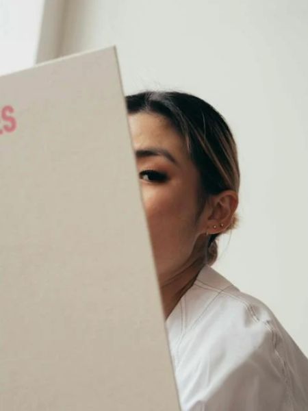 Find out the other person's thoughts with these 6 psychological tricks dgtl