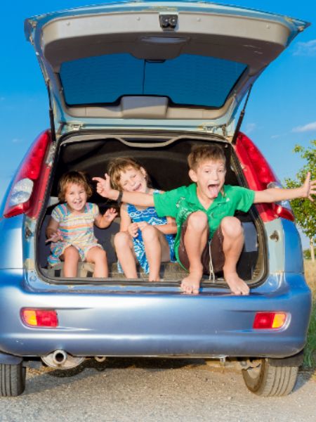 Keep these things in mind while planning a road trip with children dgtl