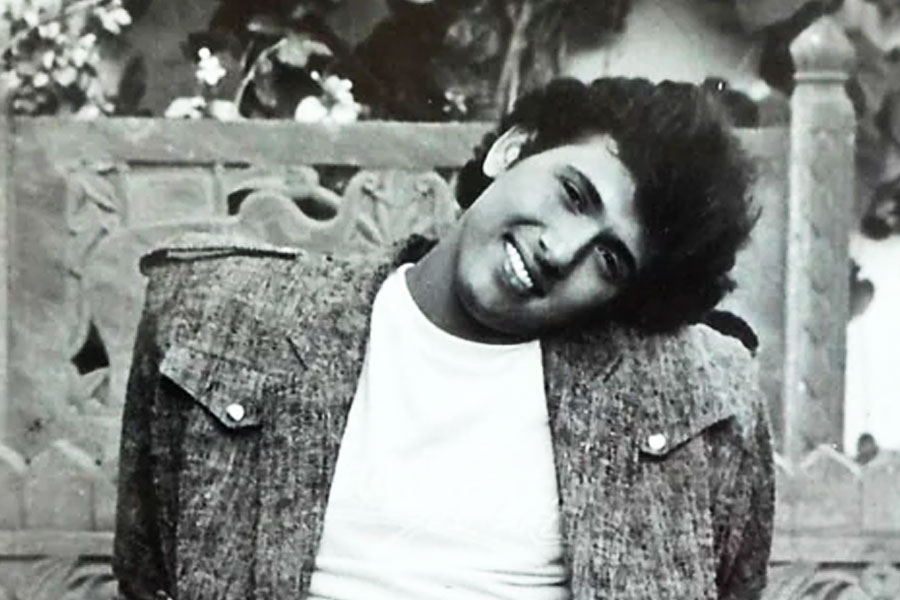 হিন্দি ফিল্মজগতের অন্যতম শ্রেষ্ঠ কৌতুকাভিনেতা হিসাবে পরিচিতি পেয়েছিলেন গোবিন্দ। তবে কেরিয়ারে একাধিক হিট ছবিতে অভিনয়ের সুযোগ হাতছাড়া করতে হয়েছিল তাঁকে।