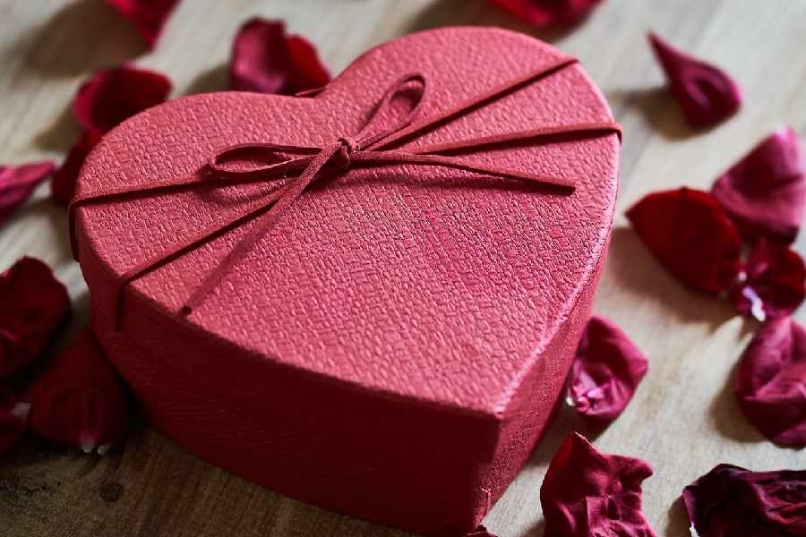 Best Valentine's Day gifts under Rs 500.