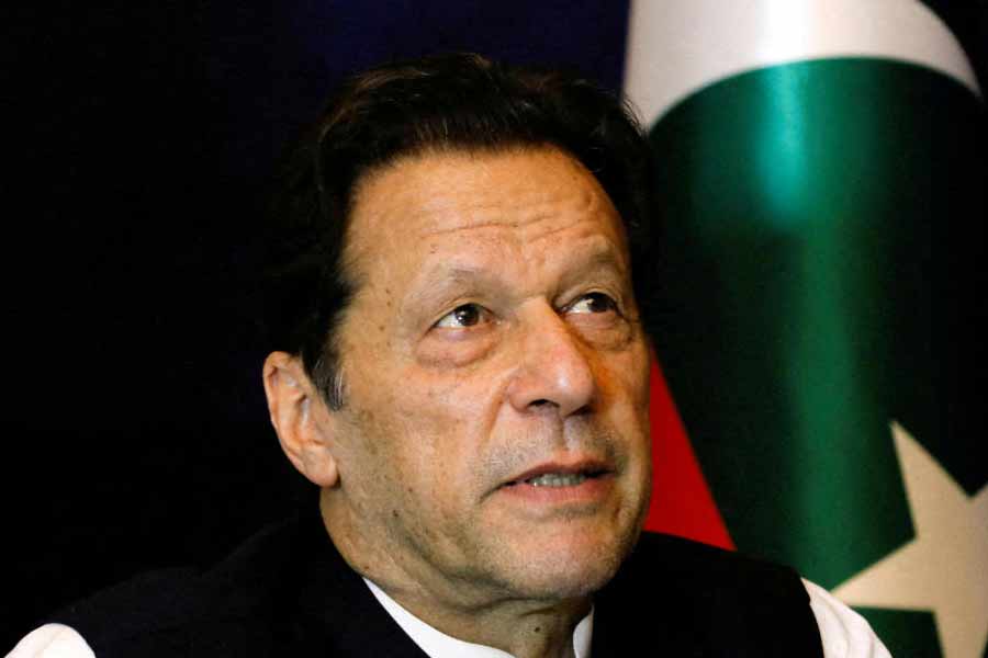 ৩৩৬টি আসনের আইনসভায় সংখ্যাগরিষ্ঠতার প্রমাণ দিতে হয় প্রধানমন্ত্রী পদপ্রার্থীকে। সংখ্যাগরিষ্ঠতার জন্য অন্তত ১৬৯ জনের সমর্থন প্রয়োজন হয় তাঁর। 