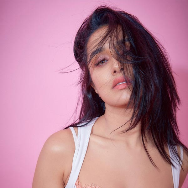 Meet bollywood actress Shraddha Kapoor who worked in coffee shop, rejected Salman Khan’s movie at the age of 16