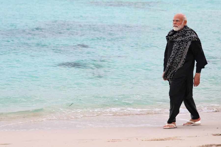 IMF warns Maldives on foreign debt crisis after borrowings from China