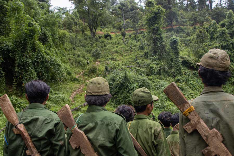 Fight beteween Myanmar Army and rebels accelerates near Bangladesh border dgtl