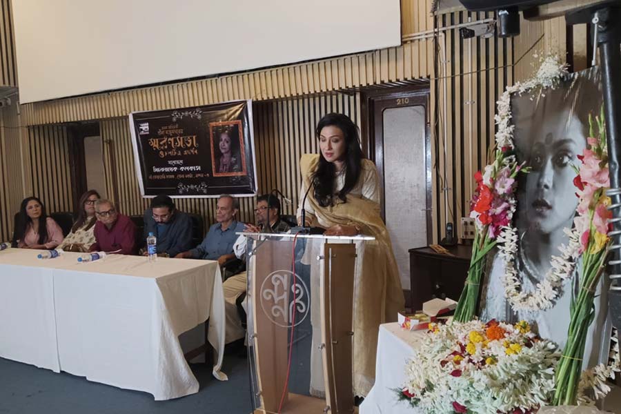 Eminent personalities of the industry paid tribute to deceased Bengali actress Sreela Majumdar