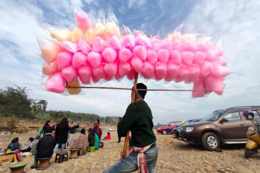 Puducherry bans sale of cotton candy but there is a catch.