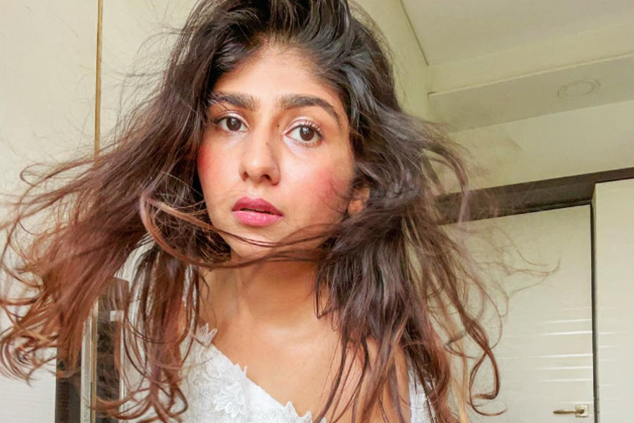 চাঁদনি জানিয়েছিলেন, নকল করার স্বভাবের জন্য নাকি মানসিক অবসাদগ্রস্ত হয়ে পড়েছিলেন তিনি। সাক্ষাৎকারে তিনি বলেছিলেন, ‘‘লোকজনকে নিয়ে মজা করার স্বভাব খারাপ। স্কুলে এই কারণে আমার অনেক সমালোচনা হয়েছে। আমায় কটাক্ষও করা হত।’’