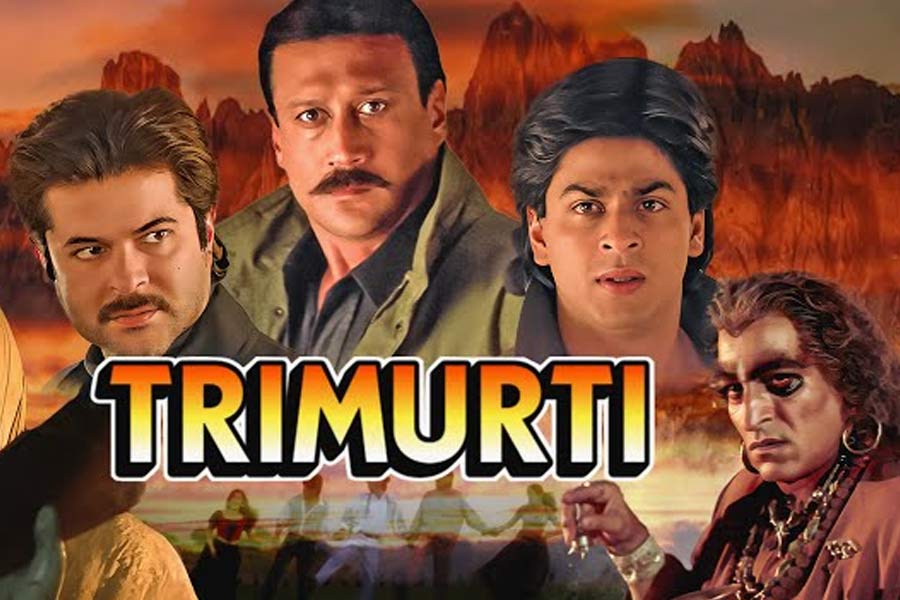 ১৯৯৫ সালের শেষের দিকে মুক্তি পায় ‘ত্রিমূর্তি’। এই ছবির পরিচালনার দায়িত্বে ছিলেন মুকুল এস আনন্দ। ওই বছর শাহরুখ অভিনীত শেষ ছবি ছিল সেটি।