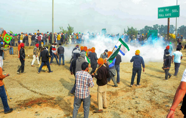কিন্তু কৃষকদের মূল তিনটি দাবি— ফসলের ন্যায্য সহায়ক মূল্য, কৃষিঋণ মকুব এবং স্বামীনাথন কমিশনের প্রস্তাবের রূপায়ণ নিয়ে দু’পক্ষ কোনও স্থির সিদ্ধান্তে আসতে পারেনি।