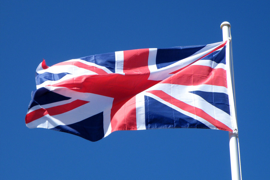 দীর্ঘ ৪৭ বছর পরে ২০২০ সালে ইউরোপীয় জোট থেকে বেরিয়ে গিয়েছিল ব্রিটেন। বেরিয়ে গিয়েছিল বাণিজ্য জোট থেকেও।