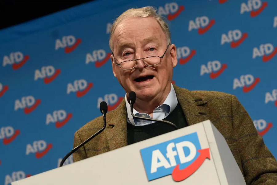 তবে ‘ব্রেক্সিট’ নয়, সেই পদক্ষেপের নাম ‘ডেক্সিট’ হবে বলে দাবি করেছে এএফডি।