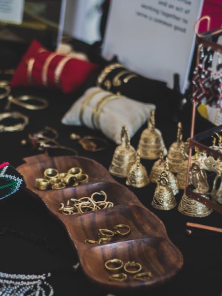 Store artificial jewellery in this way so it will not turn black dgtl