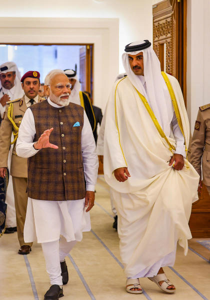 ঘটনাচক্রে, মোদীর সফরের আগেই গত সোমবার (১২ ফেব্রুয়ারি) কাতারের জেলে বন্দি ভারতীয় নৌসেনার আট জন প্রাক্তন আধিকারিককে মুক্তি দেওয়া হয়েছে। 