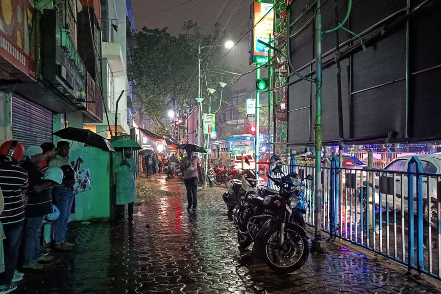 Rain forecast in parts of Kolkata over the next few hours