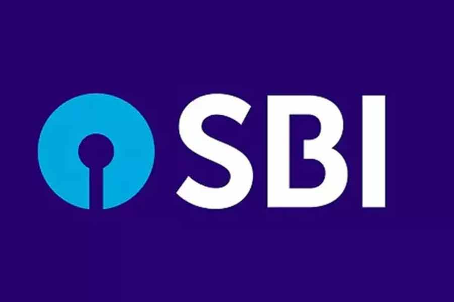 Which political groups were benefited by Electoral Bonds for last few years