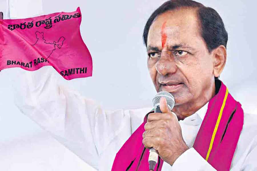 Which political groups were benefited by Electoral Bonds for last few years