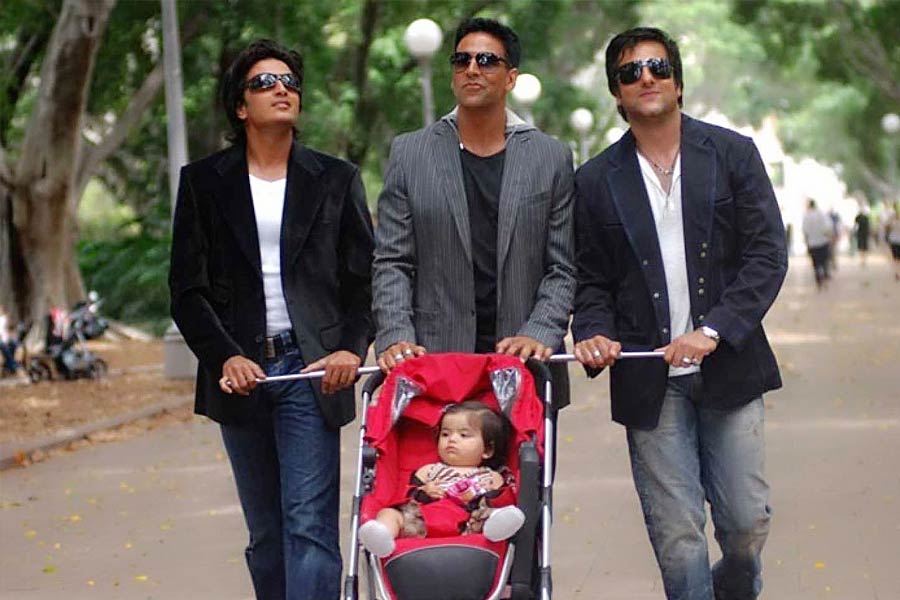 অক্ষয়ের সঙ্গে আরও দু’টি হিন্দি ছবিতে অভিনয়ের প্রস্তাব ফিরিয়ে দিয়েছিলেন রানি। ২০০৭ সালে সাজিদ খানের পরিচালনায় প্রেক্ষাগৃহে মুক্তি পায় কমেডি ঘরানার ছবি ‘হে বেবি’। এই ছবিতে অভিনয় করেছিলেন অক্ষয় কুমার, বিদ্যা বালন, রীতেশ দেশমুখ এবং ফারদিন খানের মতো তারকা।