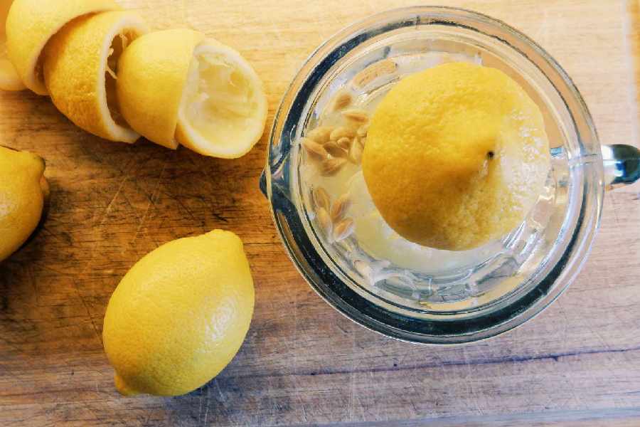 Five ways to reuse squeezed lemon