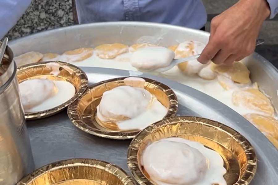 All you need to know Delhi Crorepati Dahi Bhalla seller Mukesh Kumar Sharma