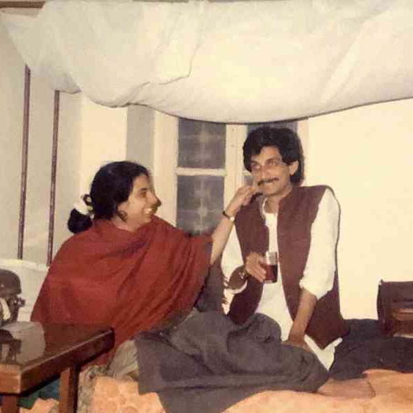 মোহন জনপ্রিয়তা পান ‘মিস্টার যোগী’ ধারাবাহিকে অভিনয় করে। এই ধারাবাহিকে যোগেশের চরিত্রে অভিনয় করতে দেখা যায় তাঁকে। আমেরিকা থেকে ভারতে বিয়ে করতে এসেছিল যোগেশ। ১২টি ভিন্ন রাশির মহিলার সঙ্গে সাক্ষাত হয় তার। পরে এই ধারাবাহিকের চিত্রনাট্যের উপর ভিত্তি করে ২০০৯ সালে আশুতোষ গোয়ারিকরের পরিচালনায় মুক্তি পায় প্রিয়ঙ্কা চোপড়া জোনাস এবং হরমন বাওয়েজা অভিনীত ‘হোয়াট’স ইওর রাশি?’ ছবিটি।