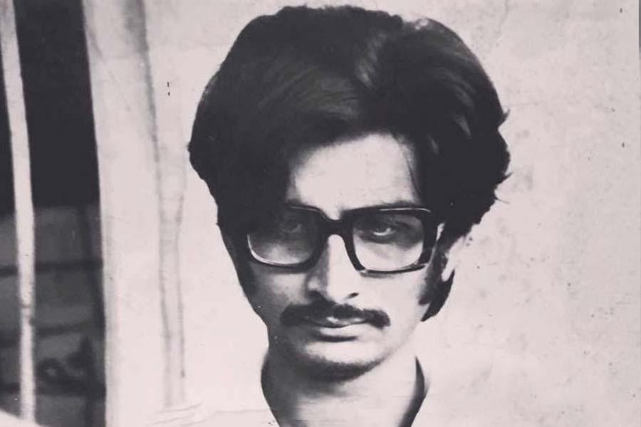 মৃত্যুর পর ২০০১ সালে মুক্তিপ্রাপ্ত ‘মোক্ষ’ ছবিতে শেষ দেখতে পাওয়া যায় মোহনকে। ‘মিস্টার যোগী’ ধারাবাহিকে মোহনের সঙ্গে অভিনয় করেছিলেন তাঁর স্ত্রী শুভাঙ্গি গোখেল। ১৯৮৯ সালে শুভাঙ্গির সঙ্গে বিয়ে হয় তাঁর। তাঁদের কন্যা সখী গোখেল বাবা-মায়ের পদাঙ্ক অনুসরণ করে অভিনয়ে নামেন। বর্তমানে মরাঠি ফিল্মজগতের অভিনেত্রী সখী।