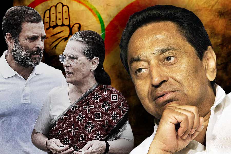 Nine former CMs left Congress in last ten years amid Kamal Nath Controversy