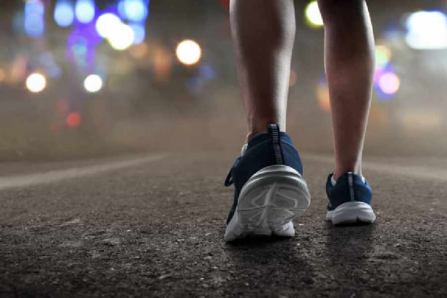 Doctors reveal the amount of steps you should take for lowering the risk of death