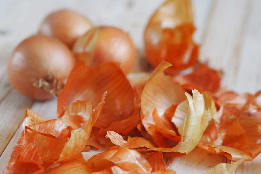 Five lesser known benefits of onion peels