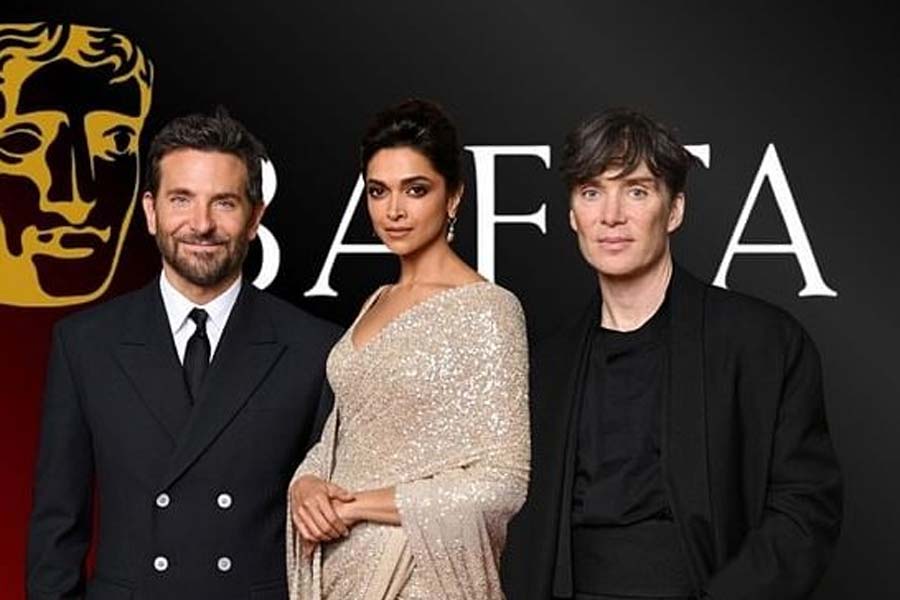 বাফতায় ব্র্যাডলি কুপার, দীপিকা পাড়ুুকোন আর কিলিয়ন মারফি। 