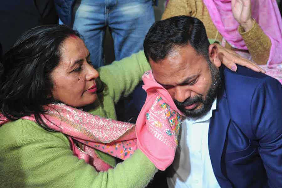 AAP candidate declared Chandigarh Mayor by Supreme Court