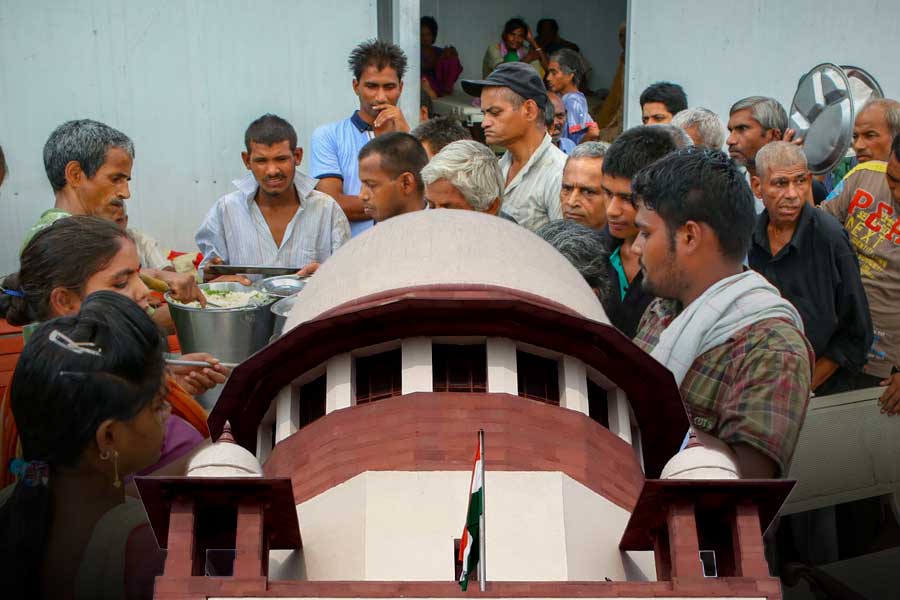 Supreme Court leaves to states to decide on setting up community kitchens