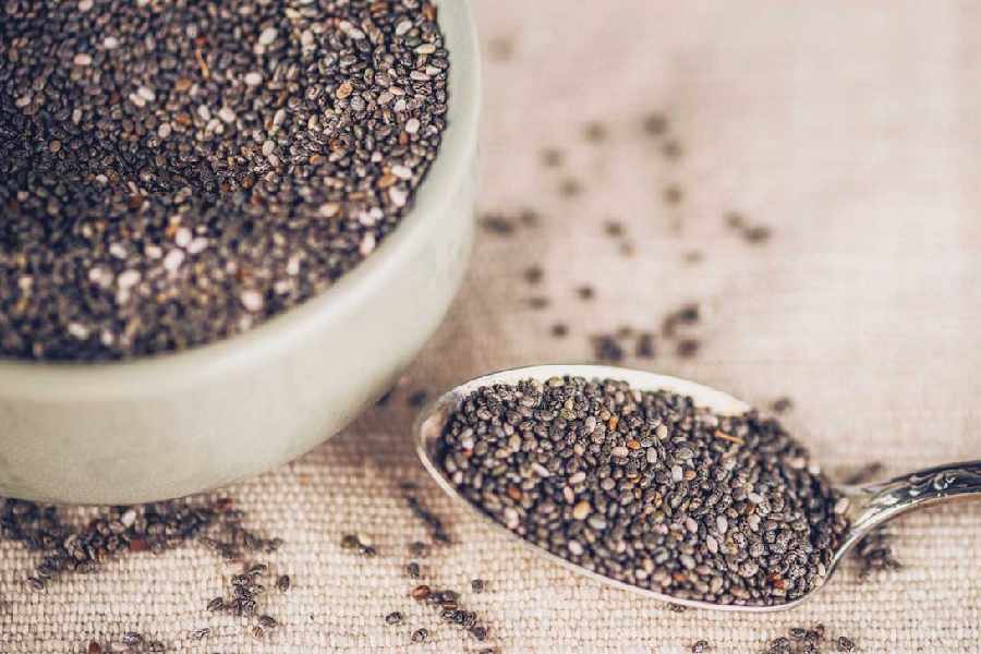 How much chia seeds you can eat daily