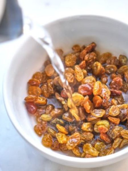 7 benefits of eating soaked raisins dgtl