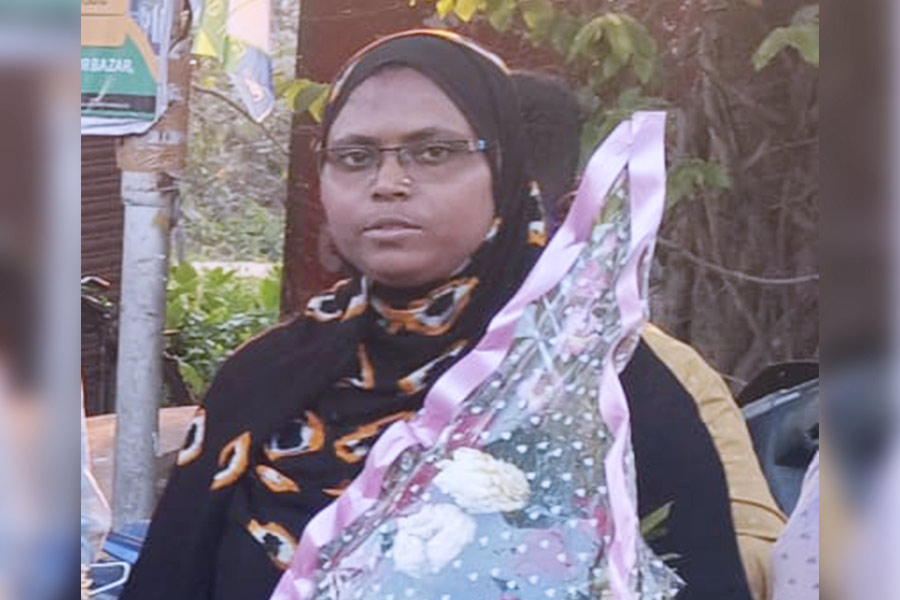 Image of ISF leader Ayesha Bibi