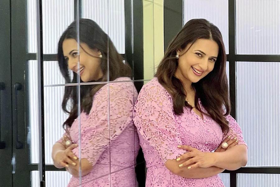 ২০০৬ সালে ‘বনু ম্যায় তেরি দুলহন’ নামের হিন্দি ধারাবাহিকের মুখ্যচরিত্রে অভিনয় করেন দিব্যাঙ্কা। এই ধারাবাহিকে শরদ মলহোত্রের বিপরীতে অভিনয় করতে দেখা যায় দিব্যাঙ্কাকে। এই হিন্দি ধারাবাহিকে দ্বৈতচরিত্রে অভিনয়ের সুযোগ পান তিনি।