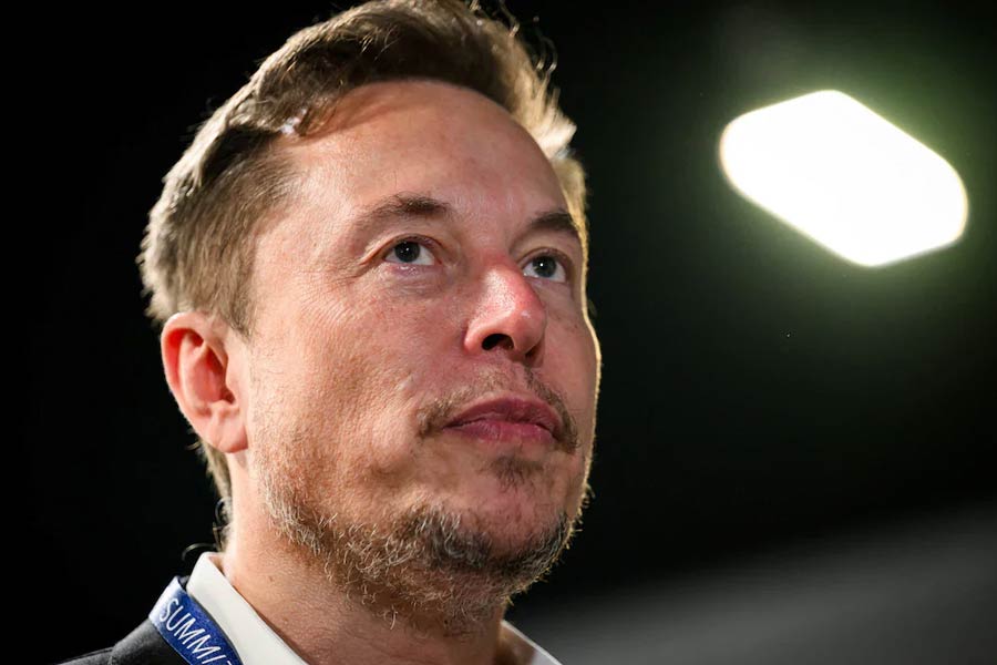 Human Can move computer Mouse with just Thoughts, claims Elon Musk