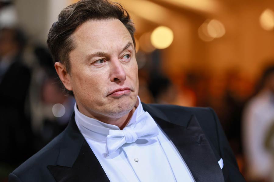 Human Can move computer Mouse with just Thoughts, claims Elon Musk