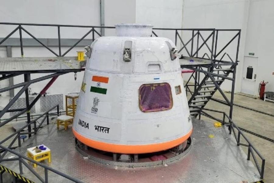 ২০১৯ সালে ভারতের মহাকাশ গবেষণা কেন্দ্র (ইন্ডিয়ান স্পেস রিসার্চ সেন্টার বা ইসরো) এবং রুশ মহাকাশ গবেষণা সংস্থা রসকসমসের নিয়ন্ত্রণাধীন সংস্থা গ্লাভকসমসের মধ্যে একটি মউ (সমঝোতাপত্র) স্বাক্ষরিত হয়।