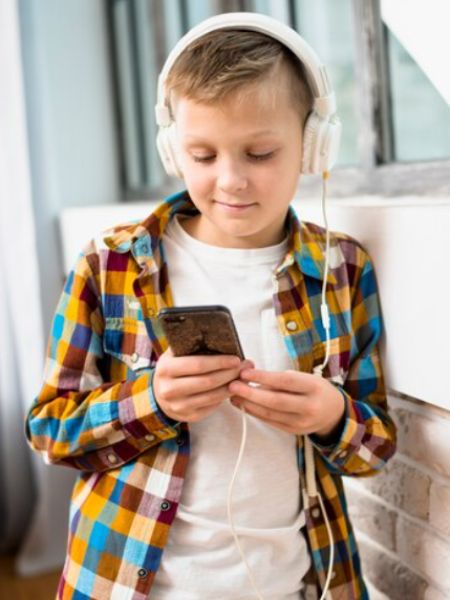 7 Tips to know how to prevent children from viewing Unsafe Content on Social Media dgtl