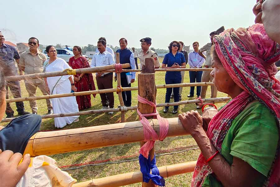 Mamata Banerjee heard about water crisis at Jhargram's Lodha Shabar Vilage