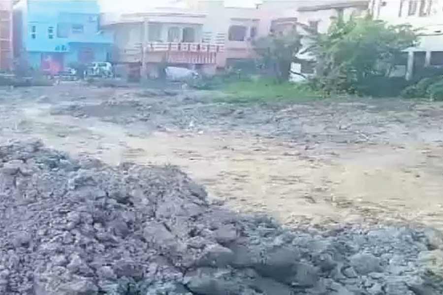 Entire pond stolen in Bihar allegedly by Land Mafia, police started probe