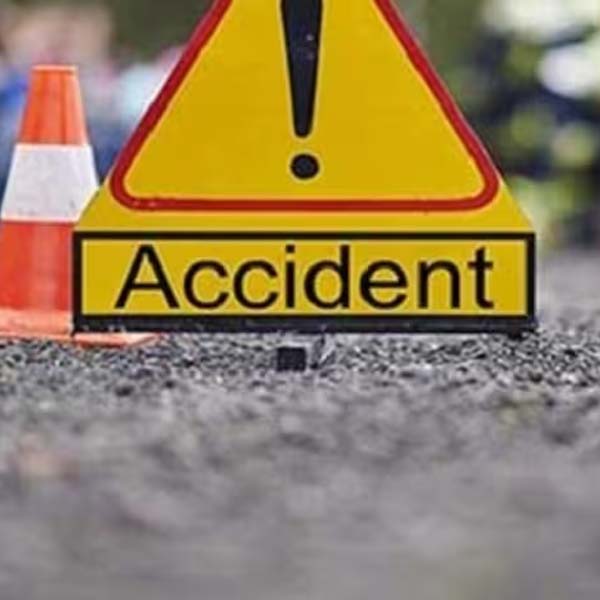 ১৯৯৮ সালের ১১ জানুয়ারি গাড়িতে চেপে একটি অনুষ্ঠানে যাচ্ছিলেন রাজেশ। হঠাৎ পিছন থেকে একটি গাড়ি ধাক্কা মারে রাজেশের গাড়িতে। দুর্ঘটনায় গুরুতর চোট পান অভিনেতা।