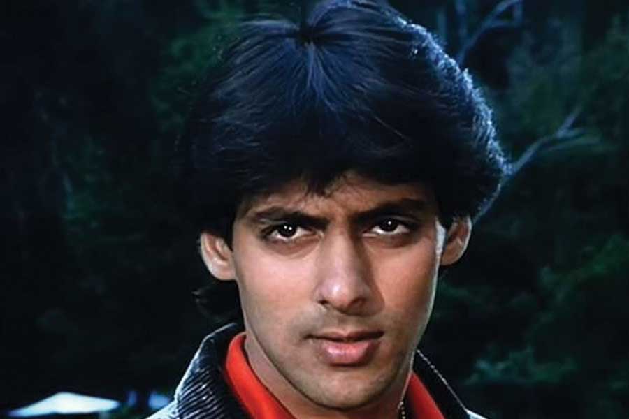 Meet the first Indian actor who charged 100 crore rupees per film 